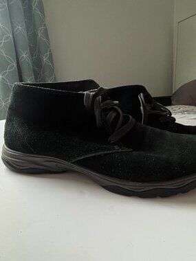 Eddie Bauer Black Suede Ankle Boots - Men's Size 9.5